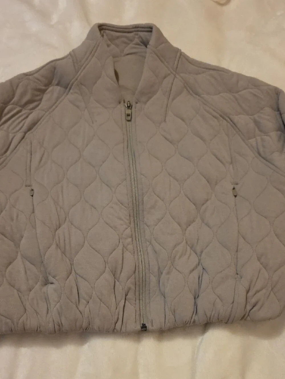 Lululemon Quilted Cropped Bomber Jacket - Light Gray/Taupe Size 6